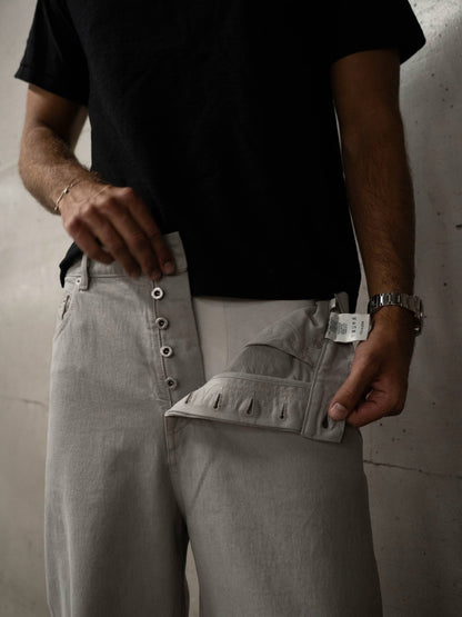 WIDE LEG RAW DENIM